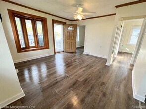 7531 Inkster Rd in Westland, MI - Building Photo - Building Photo