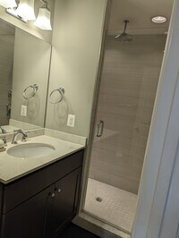 516 S Montford Ave photo'