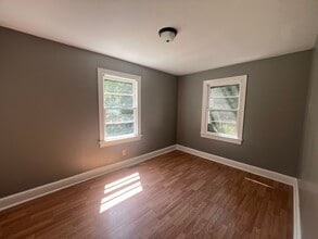 609 Jackson Ln in Kinston, NC - Building Photo - Building Photo