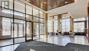 18 Uptown Dr in Markham, ON - Building Photo - Building Photo