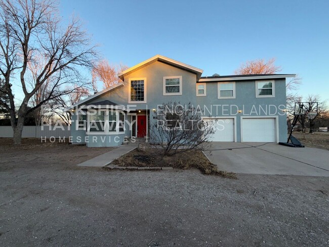 205 W Cherry Ln in Carlsbad, NM - Building Photo - Building Photo