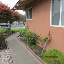 2132 Town and Country Ln in Santa Clara, CA - Building Photo - Building Photo