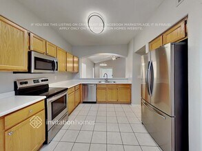 17609 N 14th St in Phoenix, AZ - Building Photo - Building Photo