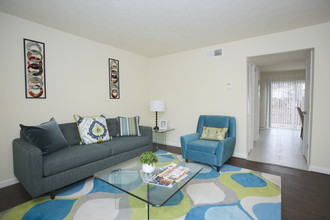 Broadway  Townhomes in College Park, GA - Building Photo - Interior Photo