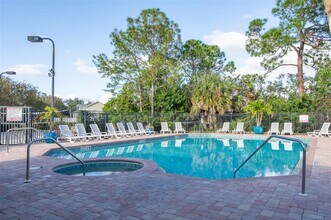 743 Vallance Way NE in St. Petersburg, FL - Building Photo - Building Photo