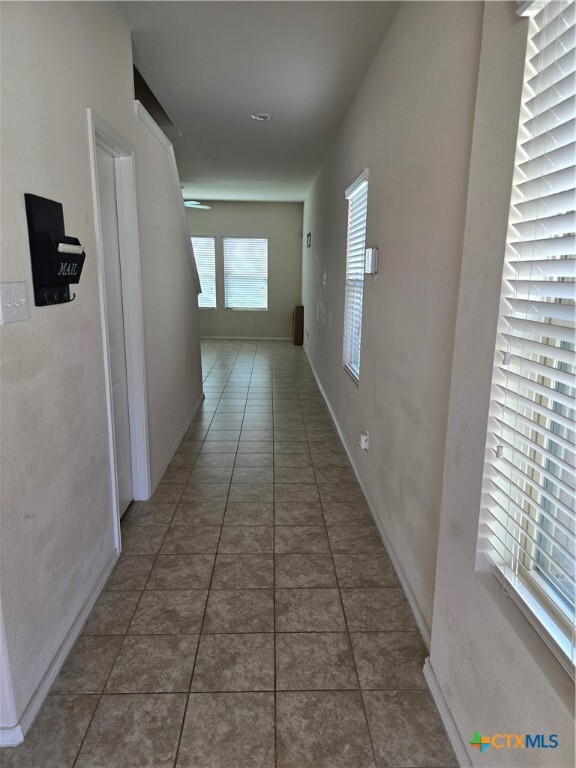 260 Circle Wy in Jarrell, TX - Building Photo - Building Photo