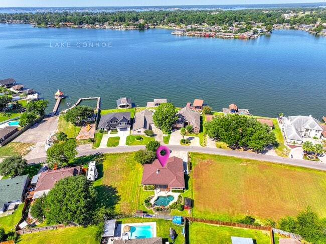 property at 13417 Bunker Hill Dr