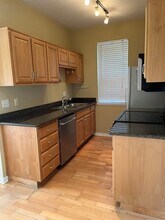 213 Lakeshore Ct in Richmond, CA - Building Photo - Building Photo