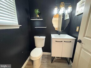 4005 Blakney Ln SE in Washington, DC - Building Photo - Building Photo