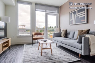 19888 40th Ave W in Lynnwood, WA - Building Photo