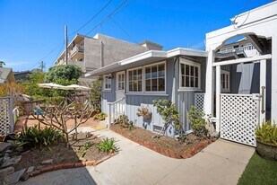 160 Ruby St in Laguna Beach, CA - Building Photo