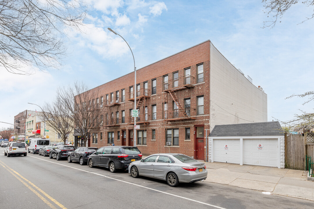 7914 18th Ave in Brooklyn, NY - Building Photo