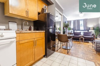 247 E 33rd St-Unit -1A in New York, NY - Building Photo - Building Photo