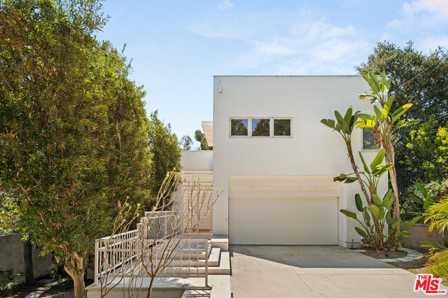 property at 7582 Mulholland Dr