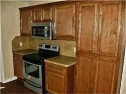 4426 25th St E in Dickinson, TX - Foto de edificio - Building Photo