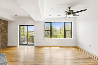 102 Ogden Ave, Unit 103 in Jersey City, NJ - Building Photo - Building Photo