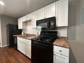 1726 Jennings St in Texarkana, TX - Building Photo - Building Photo