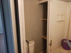 2203 Rowan St in Louisville, KY - Building Photo - Building Photo