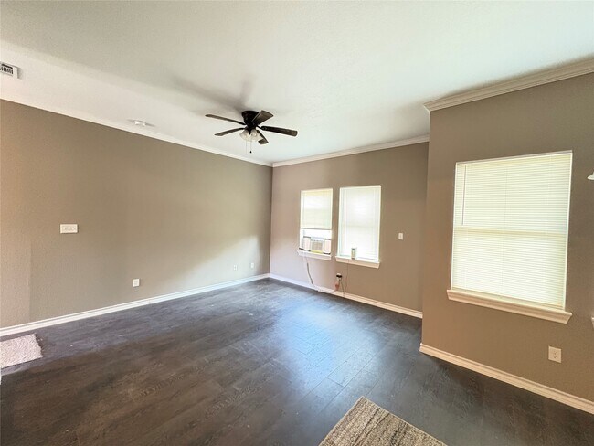 4821 Doolittle Blvd in Houston, TX - Building Photo - Building Photo