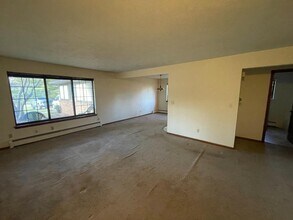 6556 Bella Vista Dr NE in Rockford, MI - Building Photo - Building Photo