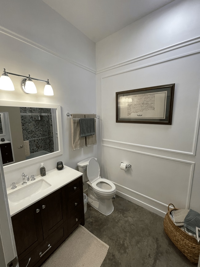 926 Woodland St, Unit 106 in Nashville, TN - Building Photo - Building Photo