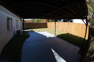 6157 Sandcrest Cir in Orlando, FL - Building Photo - Building Photo