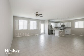 5724 Salt Rock St in North Las Vegas, NV - Building Photo - Building Photo