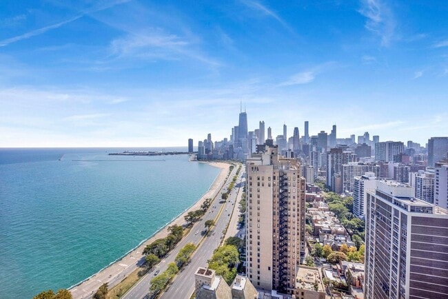1550 N Lake Shore Dr, Unit 3C in Chicago, IL - Building Photo - Building Photo