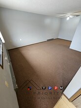 209 Estelle St in Dysart, IA - Building Photo - Building Photo