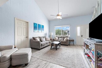 470 Bella Vista Ct N in Jupiter, FL - Building Photo - Building Photo