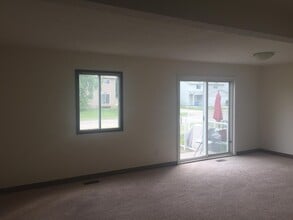 8911-8102 102 Ave in Fort St John, BC - Building Photo - Building Photo