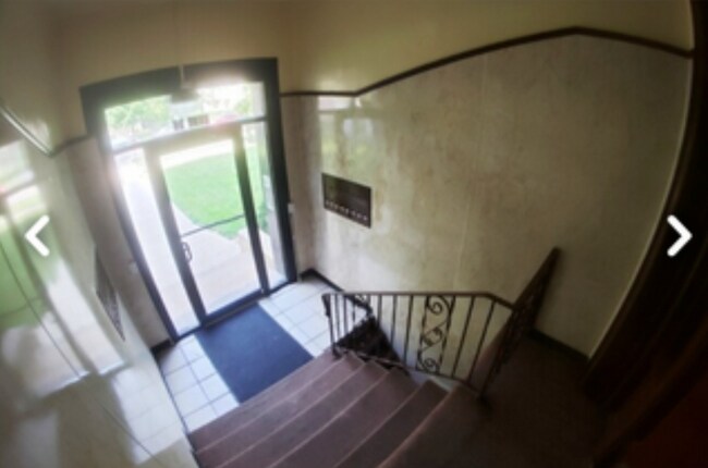 6527 S Kimbark Ave-Unit -1F in Chicago, IL - Building Photo - Building Photo