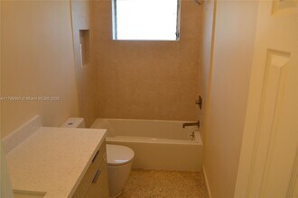 6310 SW 92nd Ave in Miami, FL - Building Photo - Building Photo