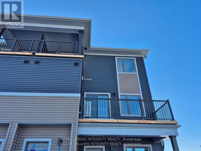 316 Parnian Private in Ottawa, ON - Building Photo - Building Photo