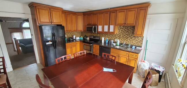 30 Lyman St, Unit B