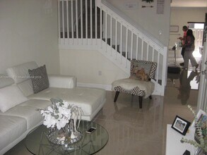 15070 SW 117th Way in Miami, FL - Building Photo - Building Photo