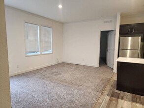 370 E Lassen Ave in Chico, CA - Building Photo - Building Photo