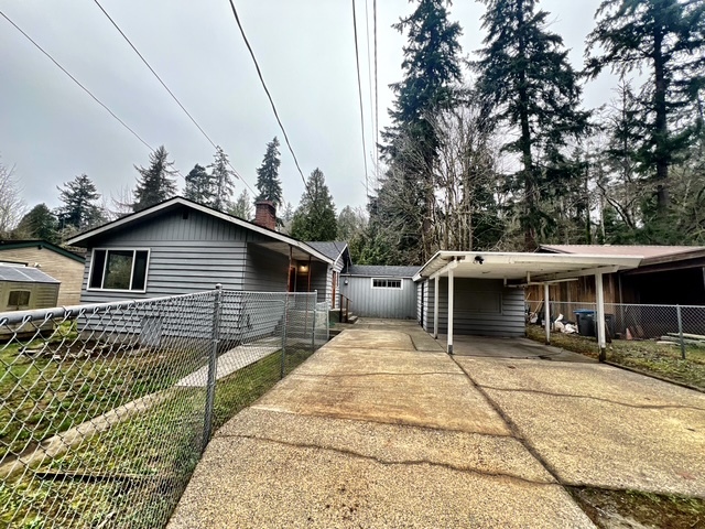 1701 Jacobsen Blvd in Bremerton, WA - Building Photo