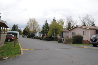 Benson Village in Kent, WA - Foto de edificio - Building Photo