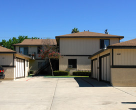 1448 W Stoneridge Ct in Ontario, CA - Building Photo - Building Photo