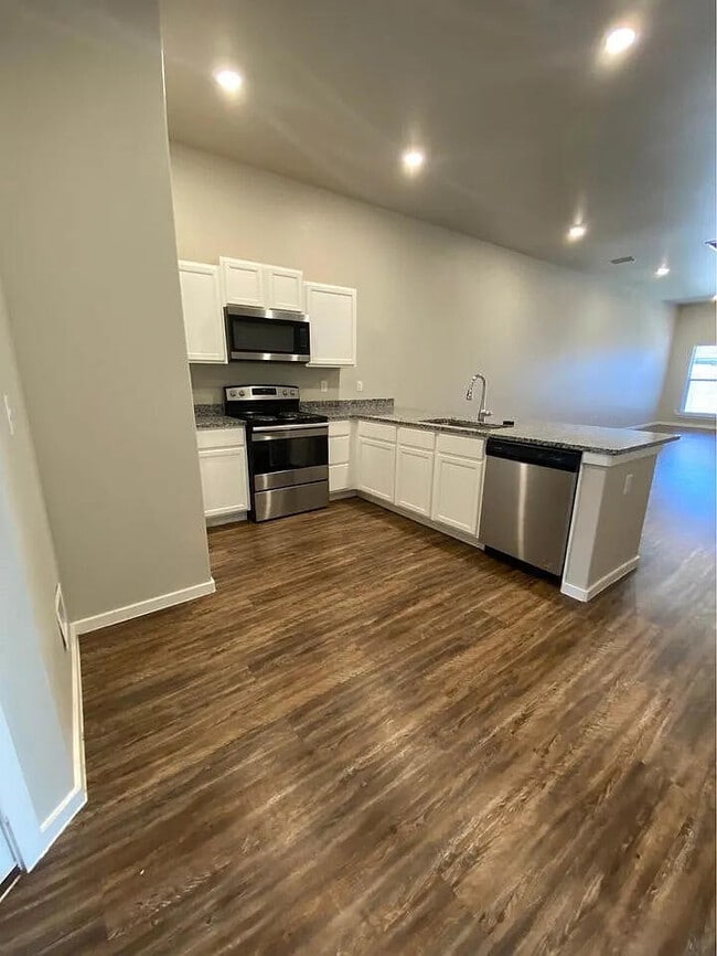 2101 Langford Ave in Lubbock, TX - Building Photo - Building Photo