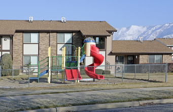 Countryside Apartments in Ogden, UT - Foto de edificio - Building Photo