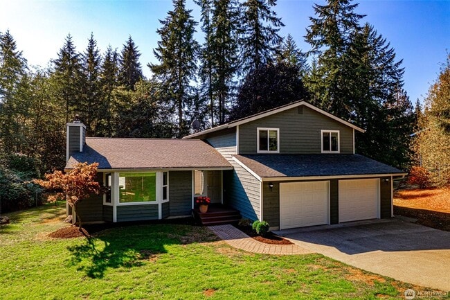 property at 5710 SE Woodland Ct