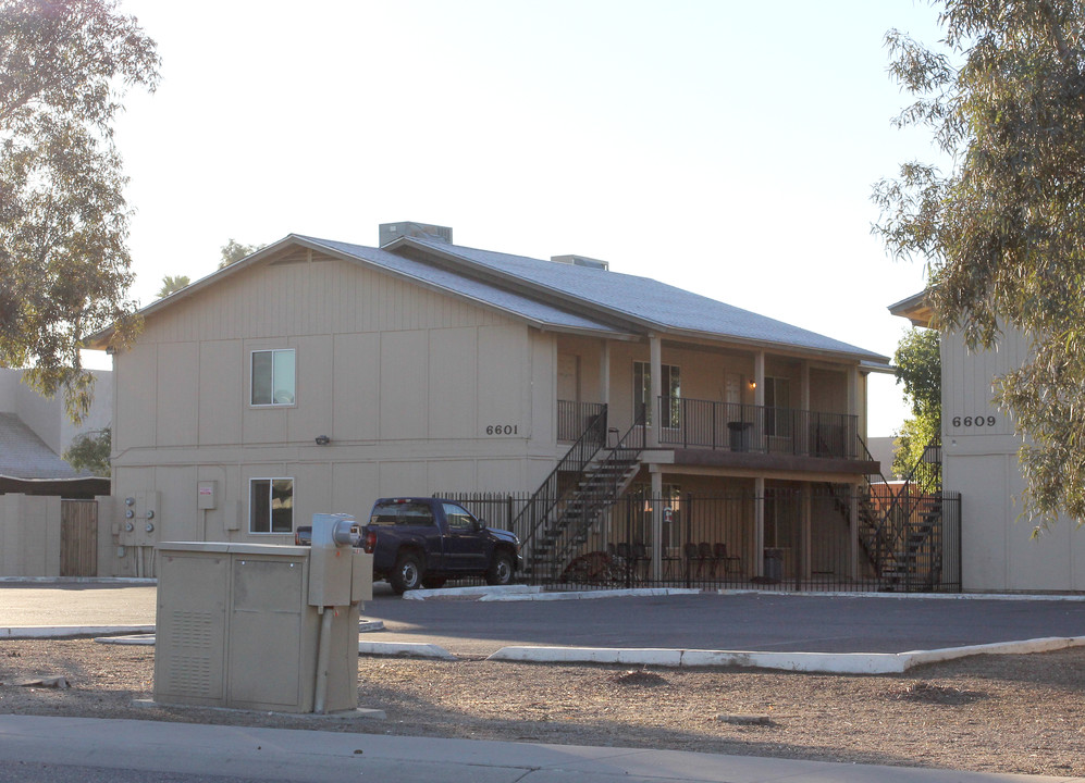 6601-6609 W Ocotillo Rd in Glendale, AZ - Building Photo