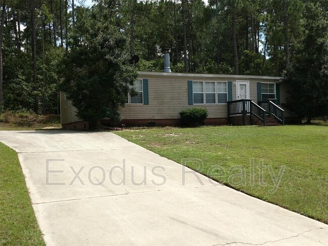 636 Deerview Dr in Cameron, NC - Building Photo - Building Photo