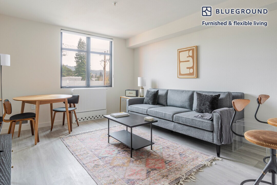 1698 University Ave in Berkeley, CA - Building Photo