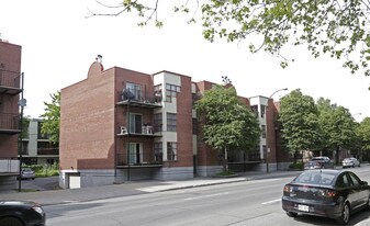 2321 Saint-Jacques in Montréal, QC - Building Photo