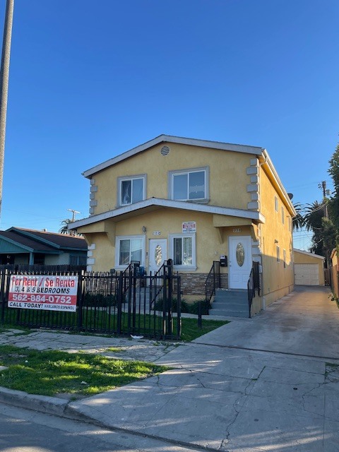 238 E 73rd St, Unit 238 in Los Angeles, CA - Building Photo - Building Photo