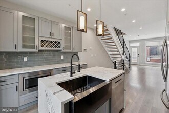2138 N Randolph St in Philadelphia, PA - Building Photo - Building Photo