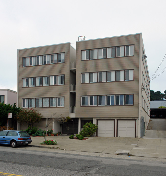 7630 Geary Blvd in San Francisco, CA - Building Photo - Building Photo